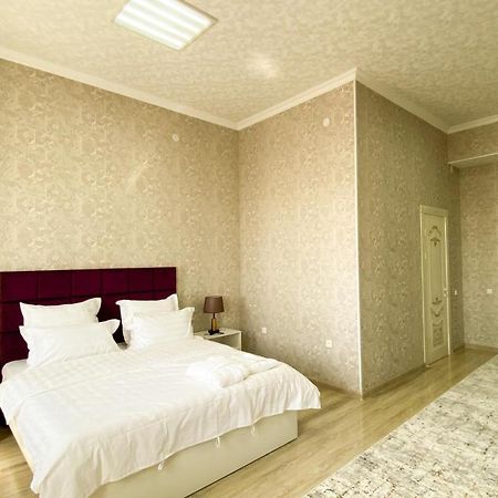 Golden Ray Hotel Turkistan エクステリア 写真