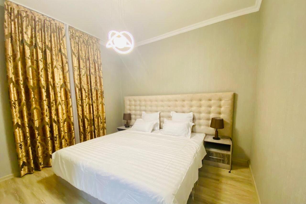 Golden Ray Hotel Turkistan エクステリア 写真