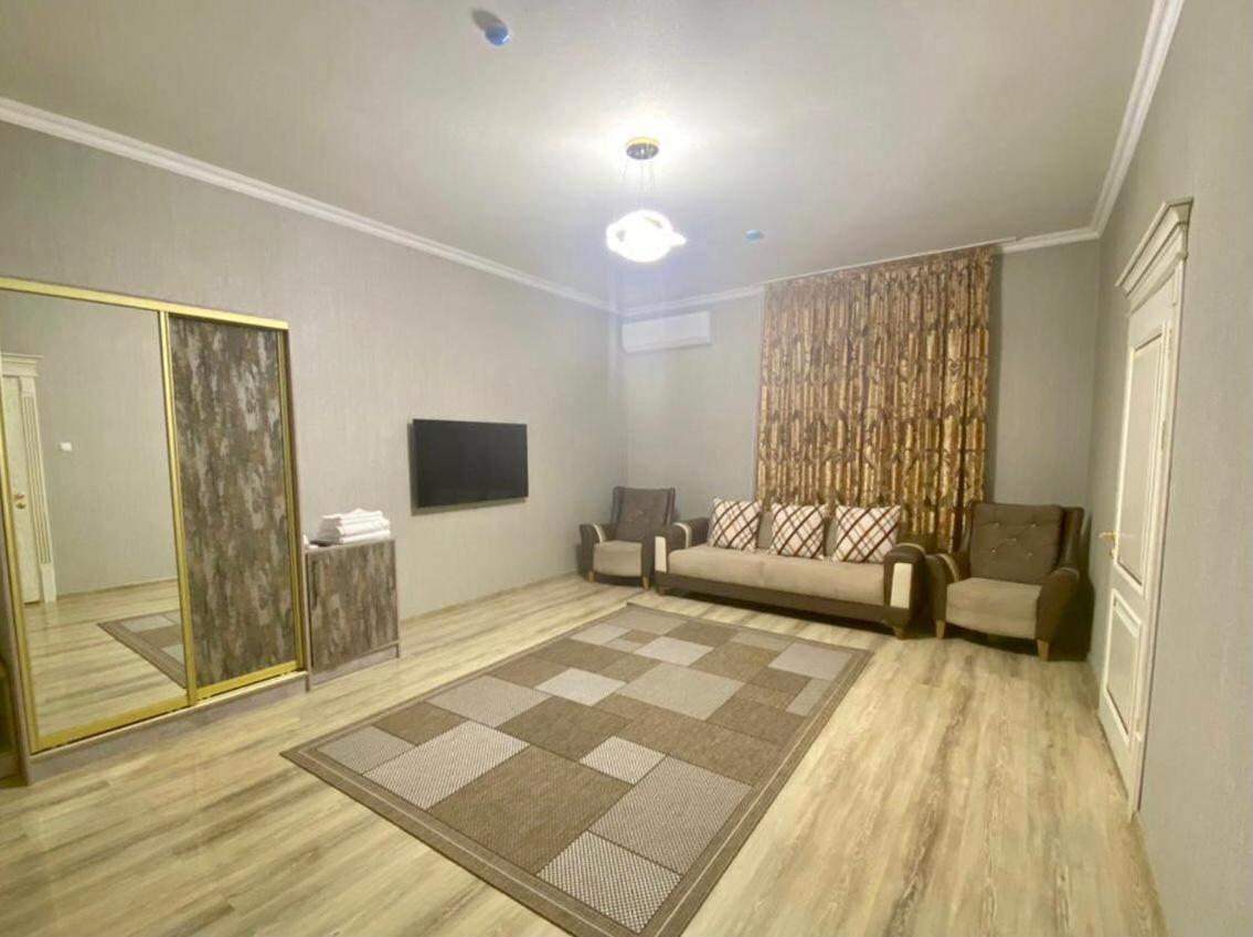 Golden Ray Hotel Turkistan エクステリア 写真
